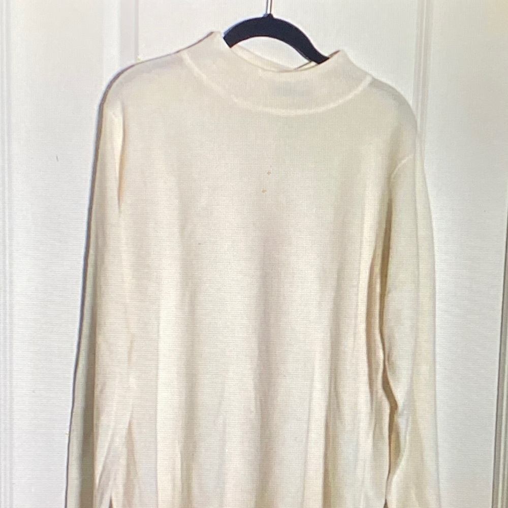 Elegant Cream Turtleneck Sweater for Women